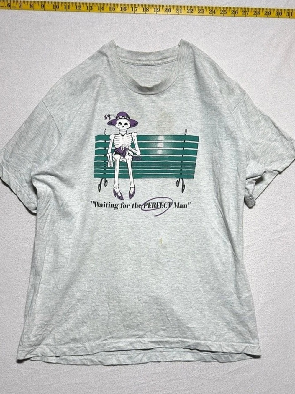 Vintage single stitch Waiting for the Perfect Man Skeleton Graphic T-Shirt Gray